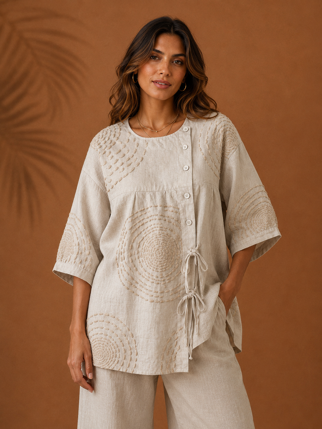 Macarena - Blusa Casual con Bordados Geométricos