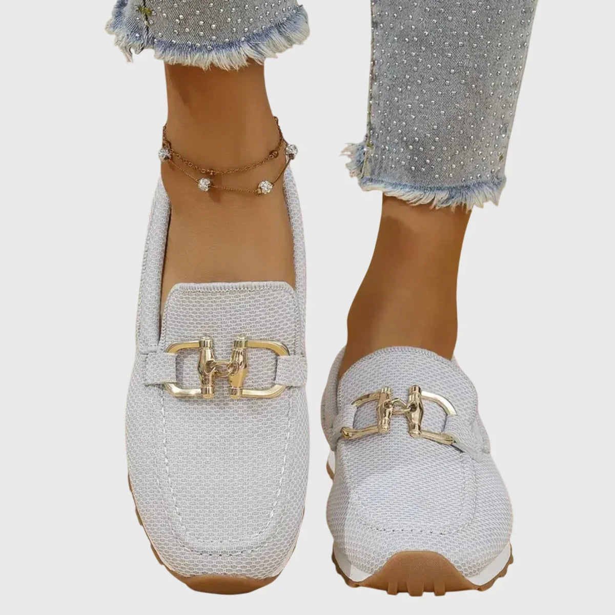 Alexia™ | Mocasín Deportivo con Hebilla Dorada